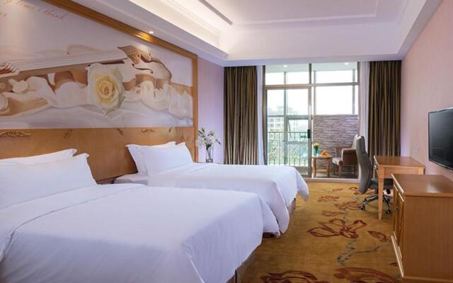 Vienna Hotel (Guangzhou Conghua Huanshi East Road Jiangpu)