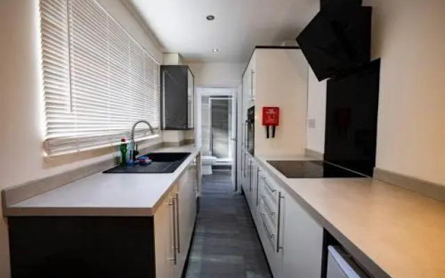 Roscoe House - Workstays Company UK