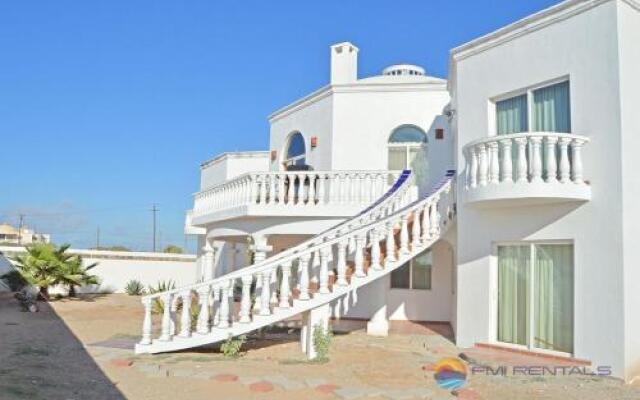 Casa Mariposa Azul by FMI Rentals