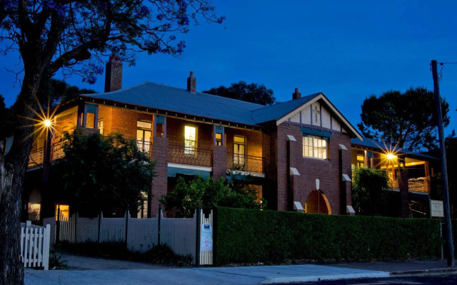 The Old Parkes Convent