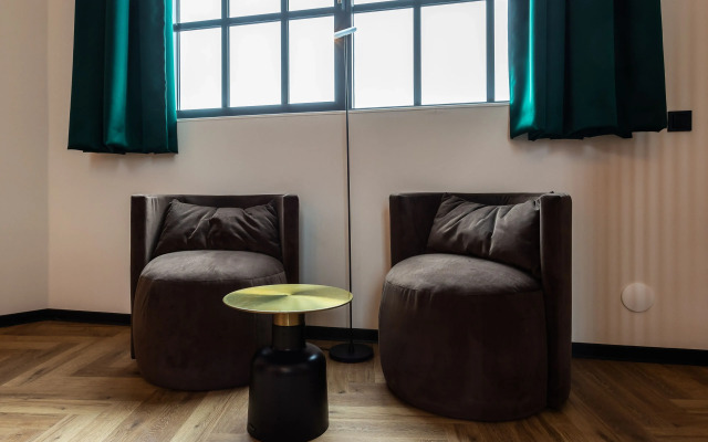 Hotel de Timmerfabriek  Kloeg Collection