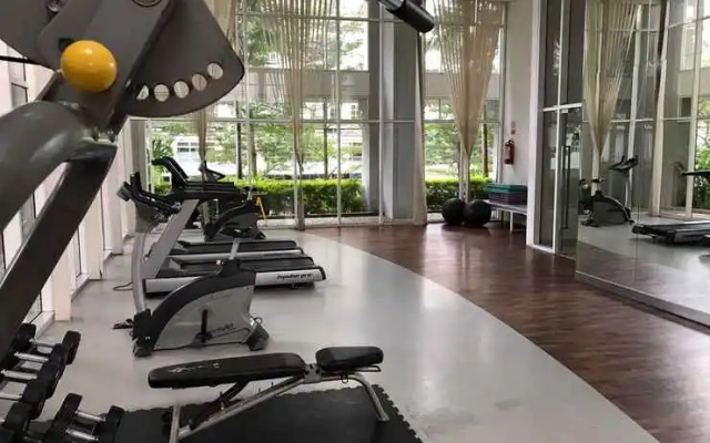 EdMer Staycation Casa de Parco Apartment BSD (ICE BSD, AEON BSD, THE BREEZE BSD) – Sports – Legok