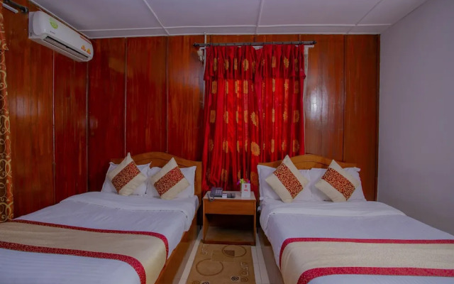 OYO 345 Jungle Nepal Resort