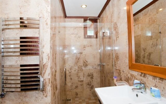 Krabi Sunset Beachfront Villa