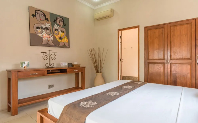 Villa Lotus Kayuputih