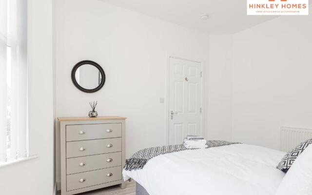 New Immaculate 5bed - Parking - City Links - 5 By Hinkley Homes Short Lets & Serviced Accommodation