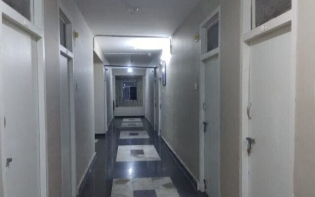 iROOMZ Hotel Sundar