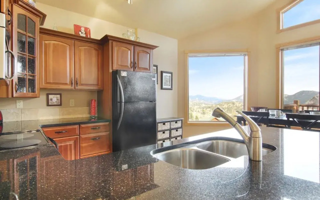 Ouzel Peak 22a 2 Bedroom Condo by RedAwning
