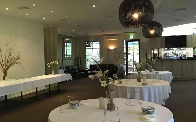 Eltham Gateway Hotel