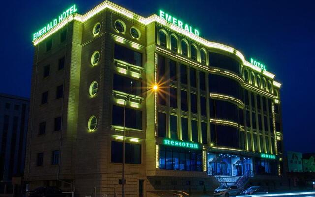 Отель Emerald Baku