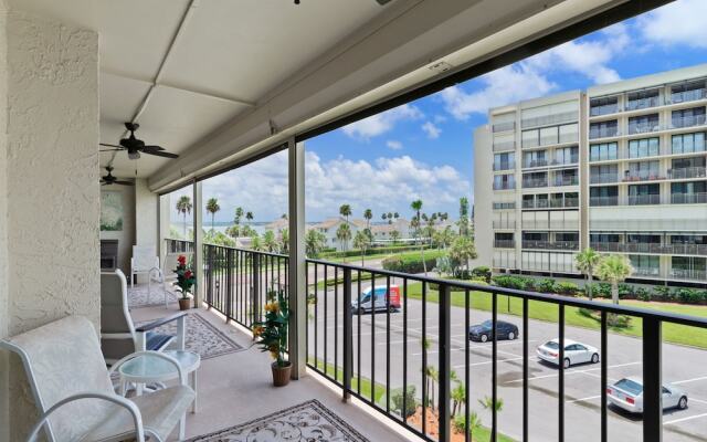South Beach 302 by Vtrips