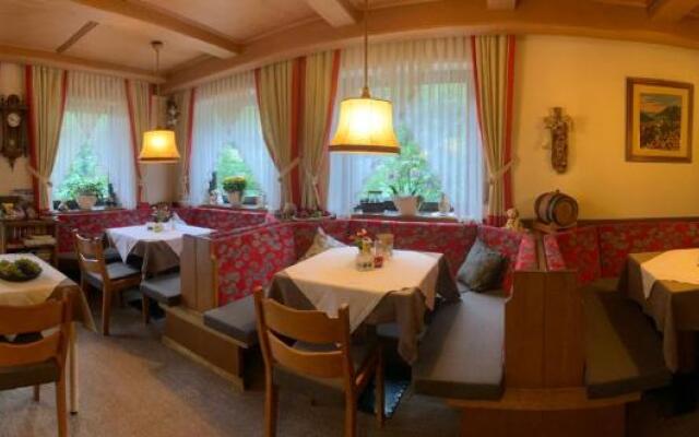 Tannerhof Bed & Breakfast