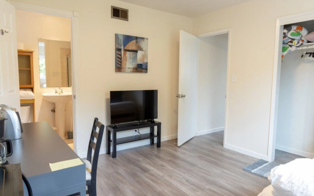 Cozy 1-bedroom in Silicon Valley