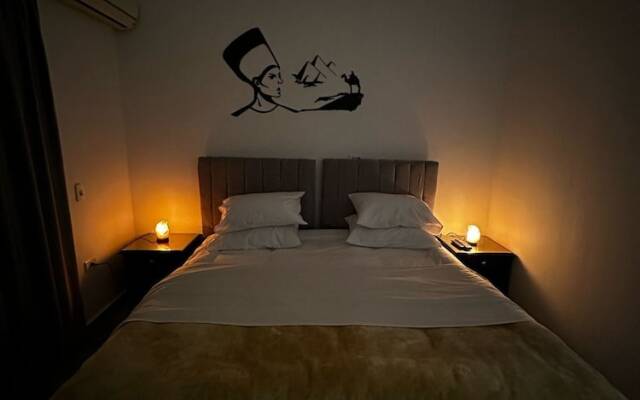 K Boutique Pyramids View West