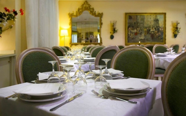 El Nautico Suites