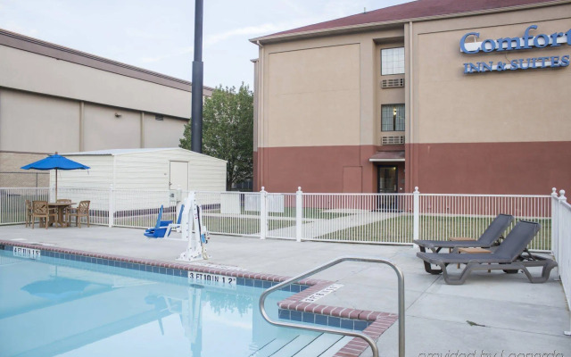 Comfort Inn & Suites Trussville I-59 exit 141