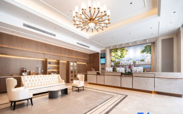 Vienna Hotel (Yanggu New World Plaza)