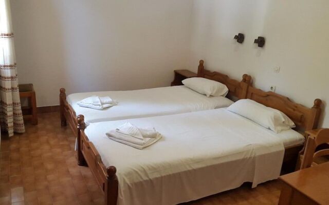 Stelios Rooms