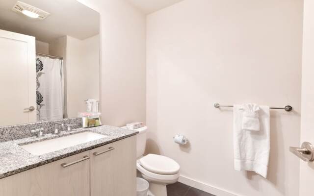 Global Luxury Suites at Boston Garden