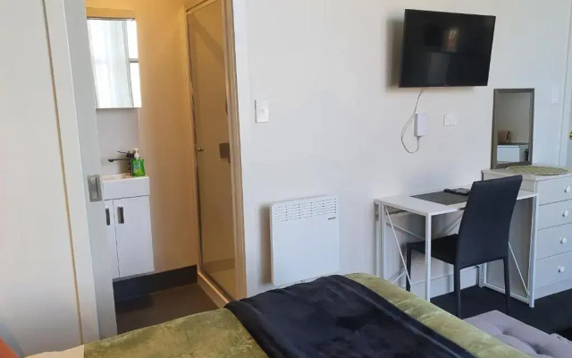 Work Stay at 123