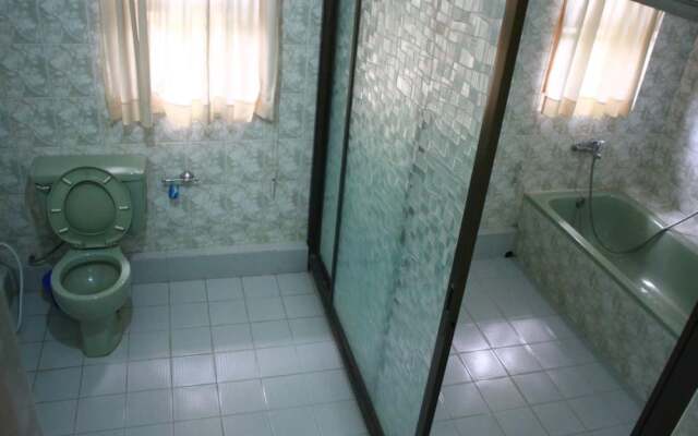 Orchid Nan Myaing Hotel