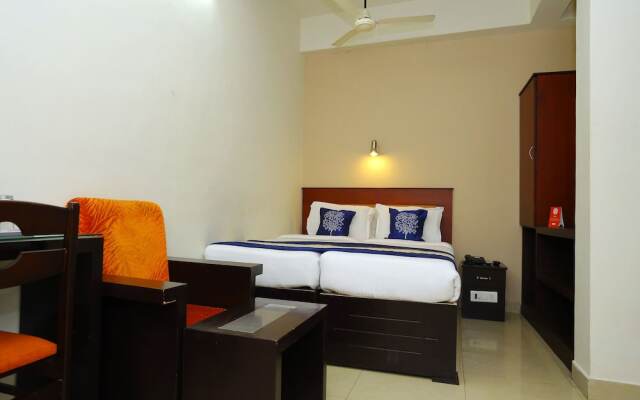OYO 9116 Thamburu International Hotel