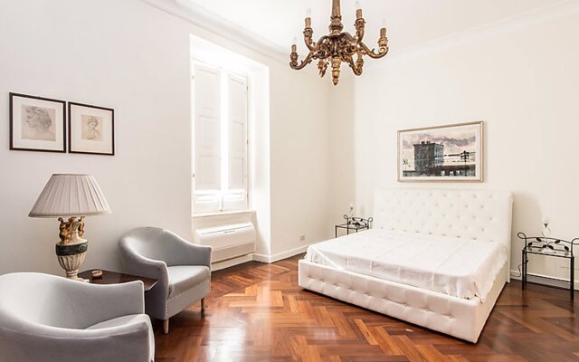 Vatican Luxury Apt