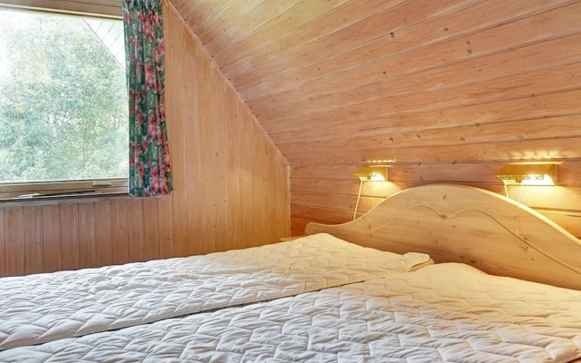 Spacious Holiday Home in Aakirkeby near Sea