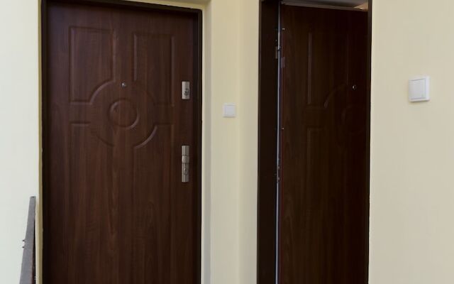 Apartment for 10 Guests Top Center of Prague