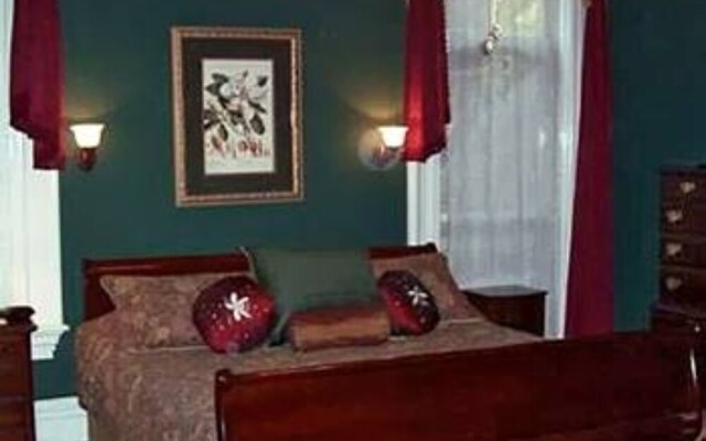 The Claremont House Bed & Breakfast