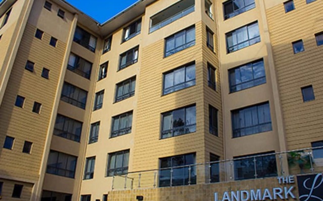 Relax and Enjoy the Great Amenities Offered at the Landmark Suites