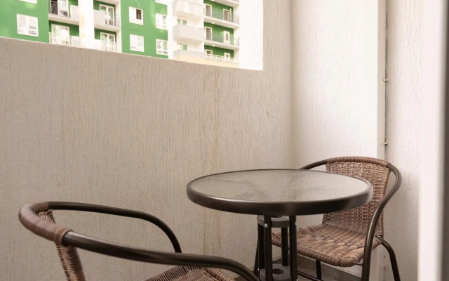 LetoApart (LetoApart) on Iskra street 66/9 building 1