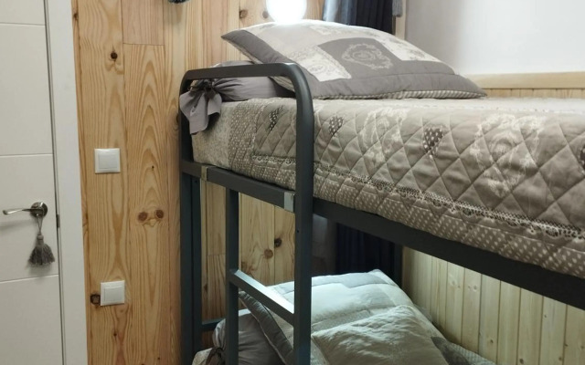 CHAMBRES D'HÔTES CHEZ CATHERINE A REUS chambre patio