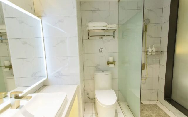 7 Days Inn (Guangzhou Jingxi Nanfang Hospital Tonghe Metro Station)