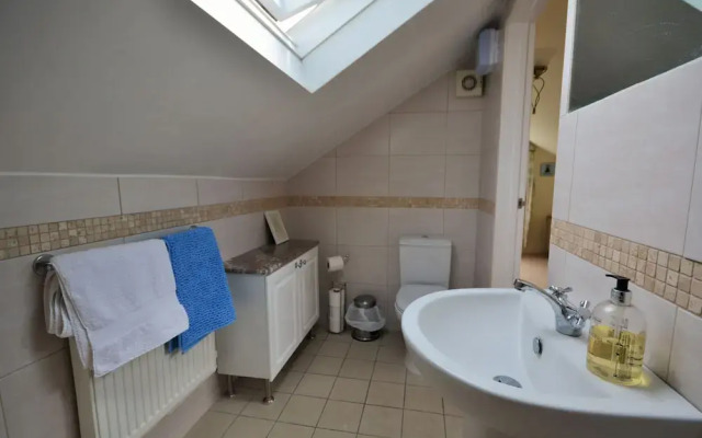 Woodside Cottage