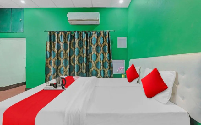 Oyo Flagship 92819 Hotel Surbhi G House