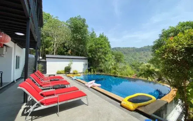 Villa Nap Dau Crown