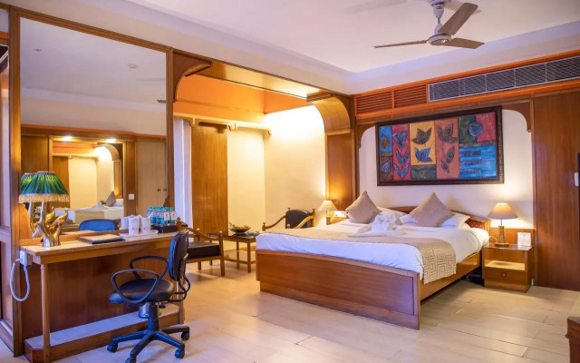 Hotel Rajmahal