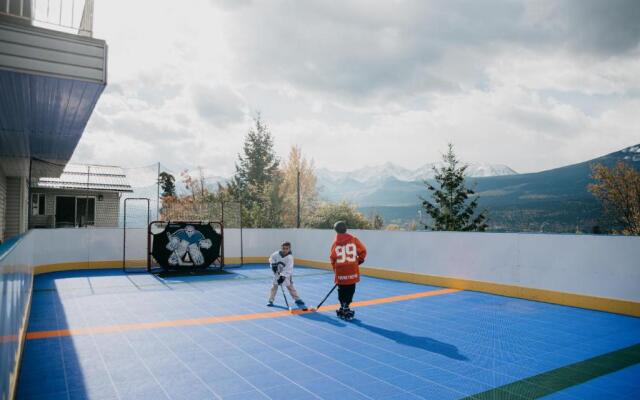 Golden Village Lodge