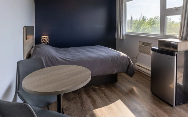 Le Fraser Motel
