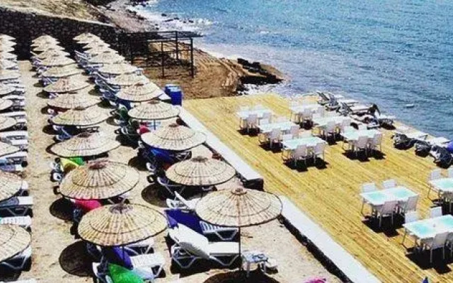 Flamingo Country Club