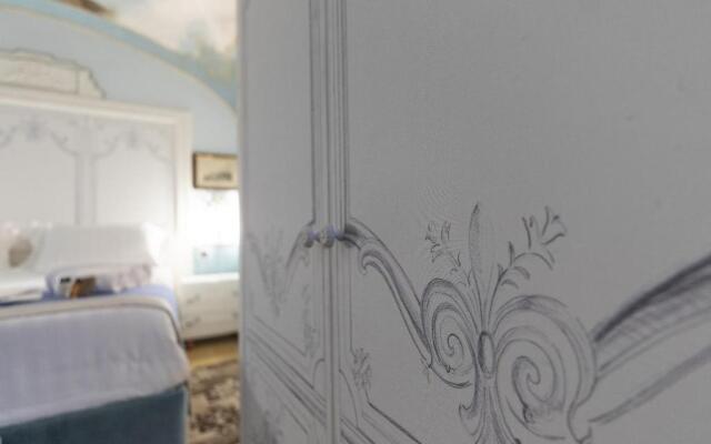 Les Suite Royales
