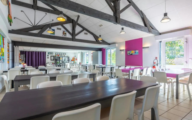 Bella Vista Guest Center Pays Basque