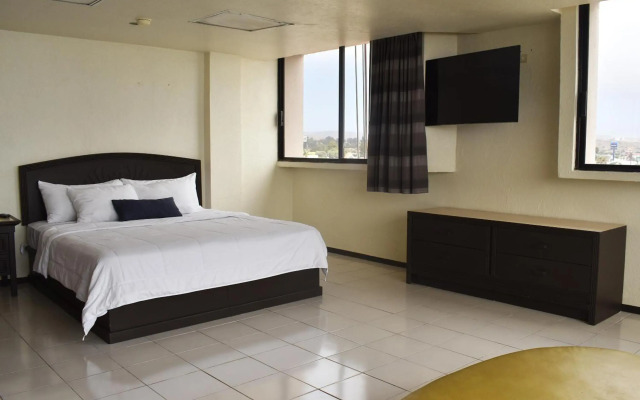 Hotel Corona Plaza