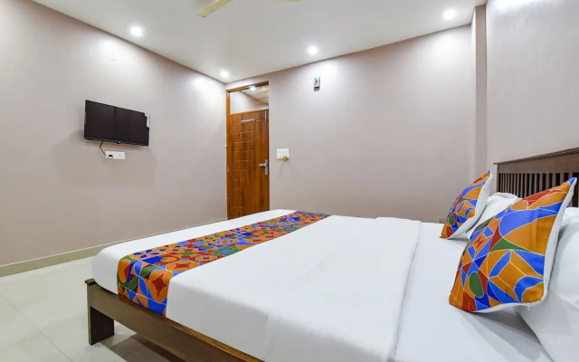 Fabexpress Thul Ghar Home Stay