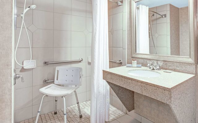 Holiday Inn Tampa North by IHG