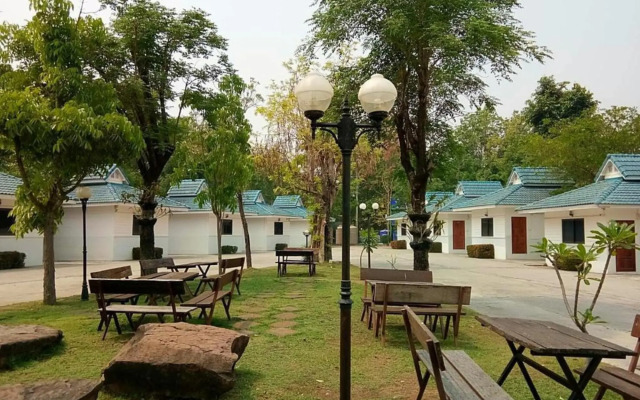 Fah Pround Fon Hotel