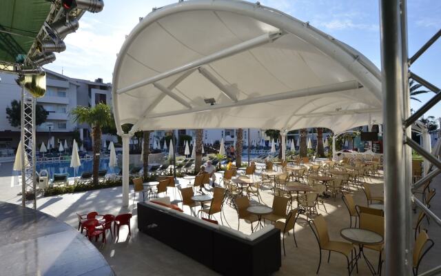 Side Resort Hotel