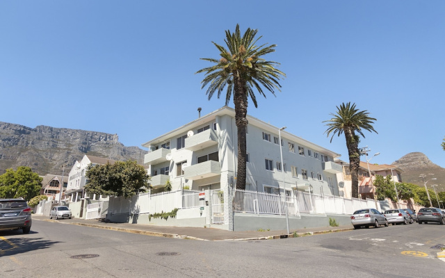 Mimosa Court