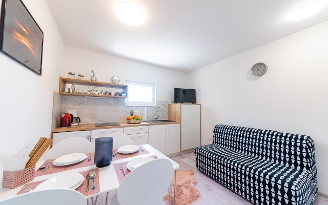 Apartment Renci - great location & sea view: A3 Bol, Island Brac